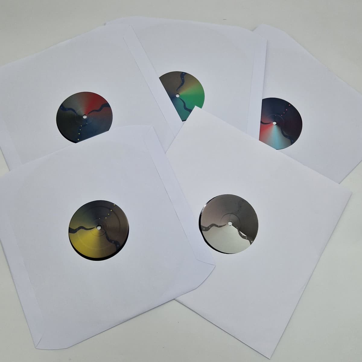 5x12" Pack / Holding Hands Submerged