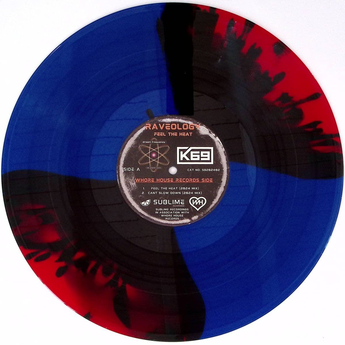 Raveology - Feel The Heat