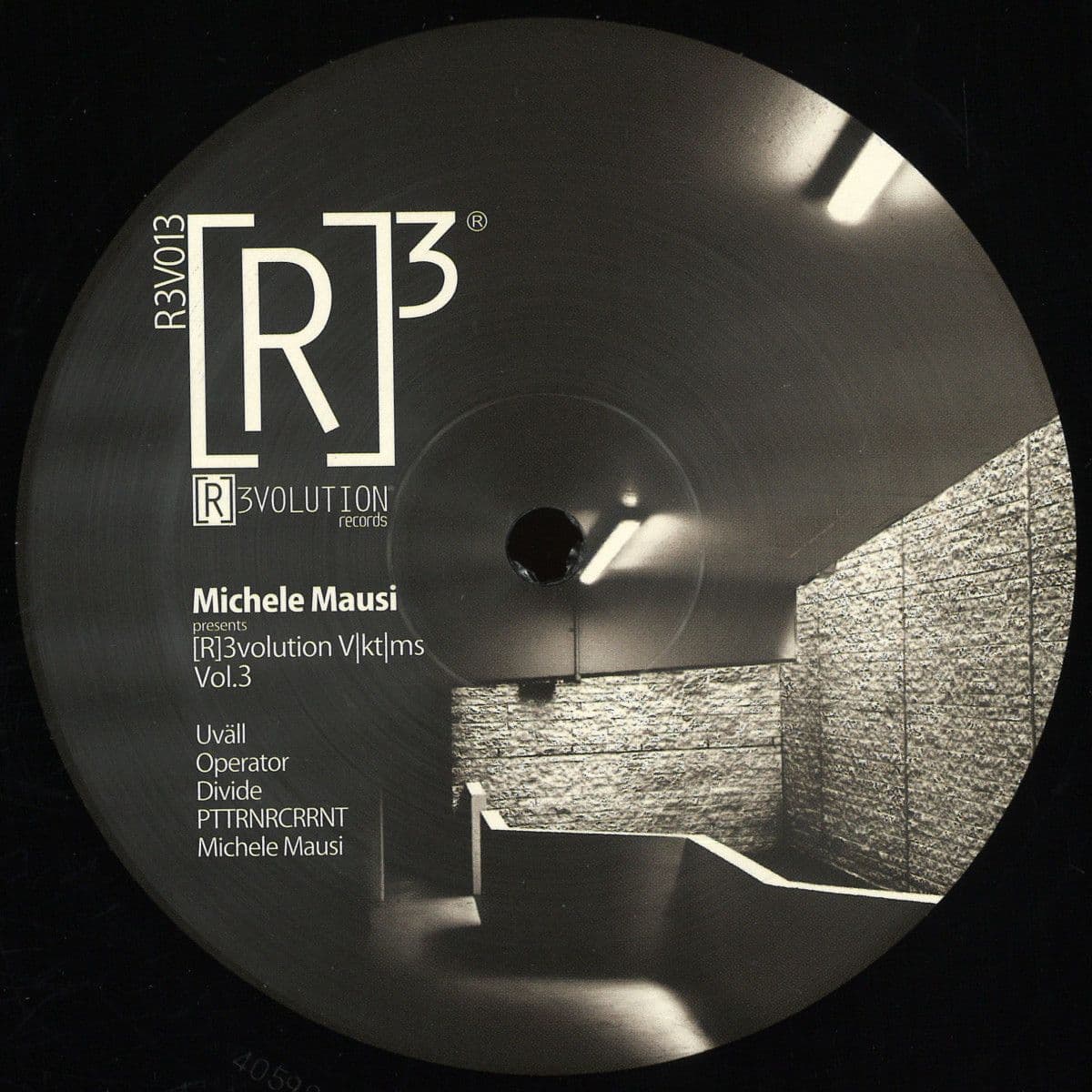 [R]3VOLUTION V|KT|MS VOL.3